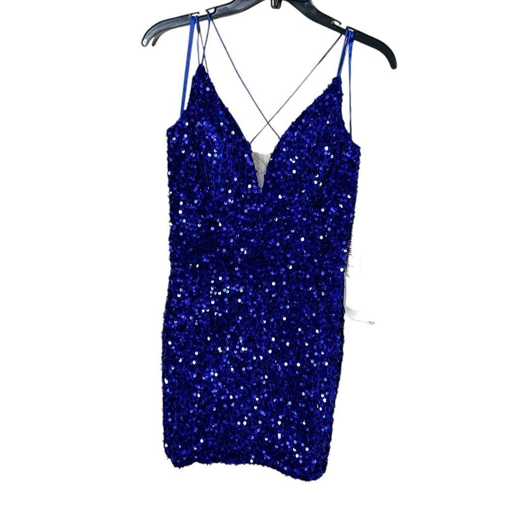 NWT Promgirl SIZE 8 Short Fancy Sequin Fitted Homecoming Dress Blue
